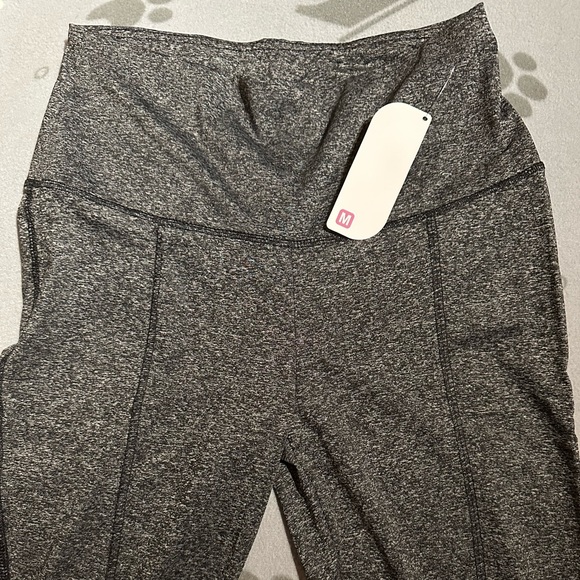 Criss cross strap full length leggings Sz M - Picture 2 of 5